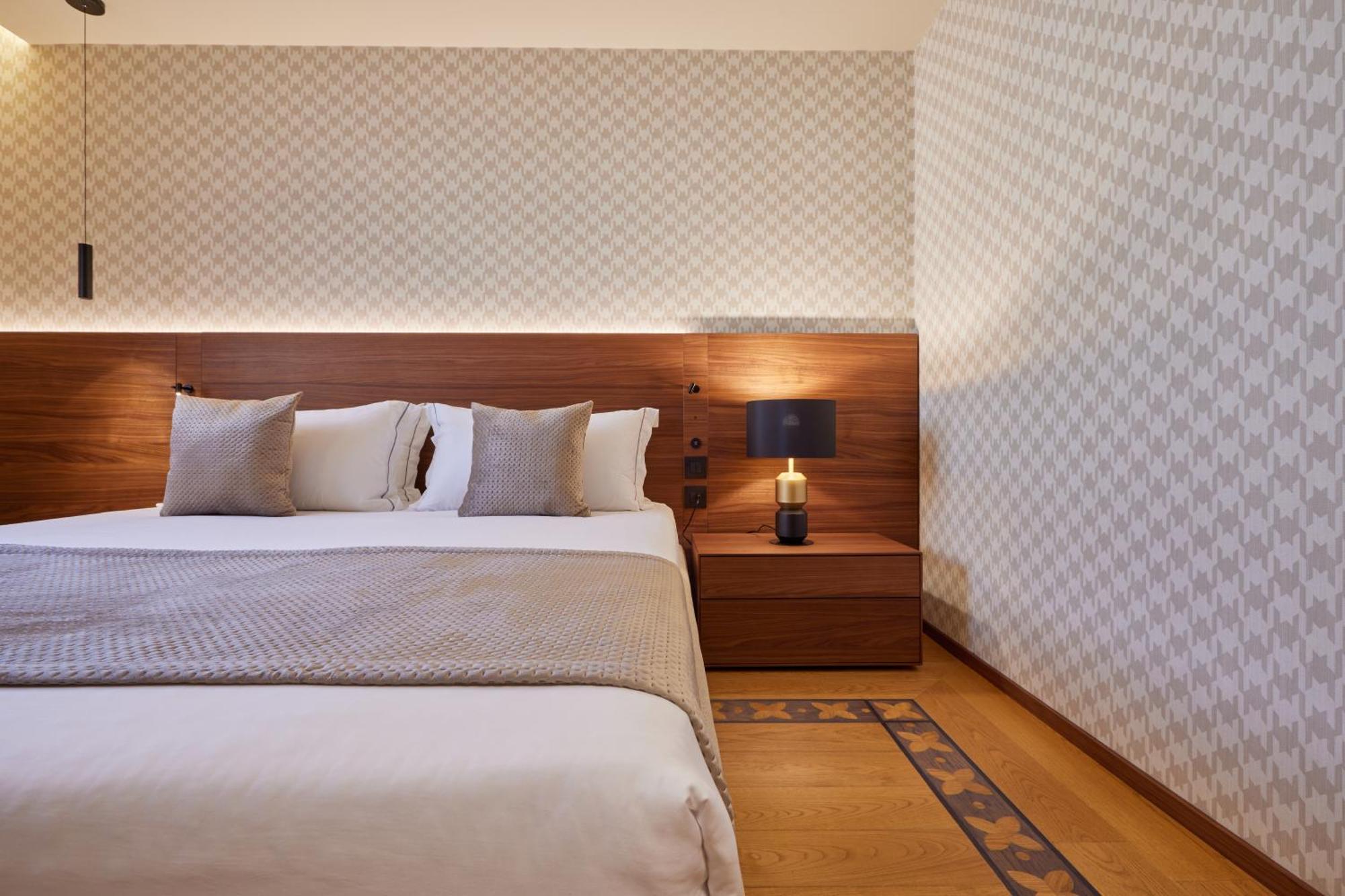 Valis Luxury Hotel Vlorë Kamer foto