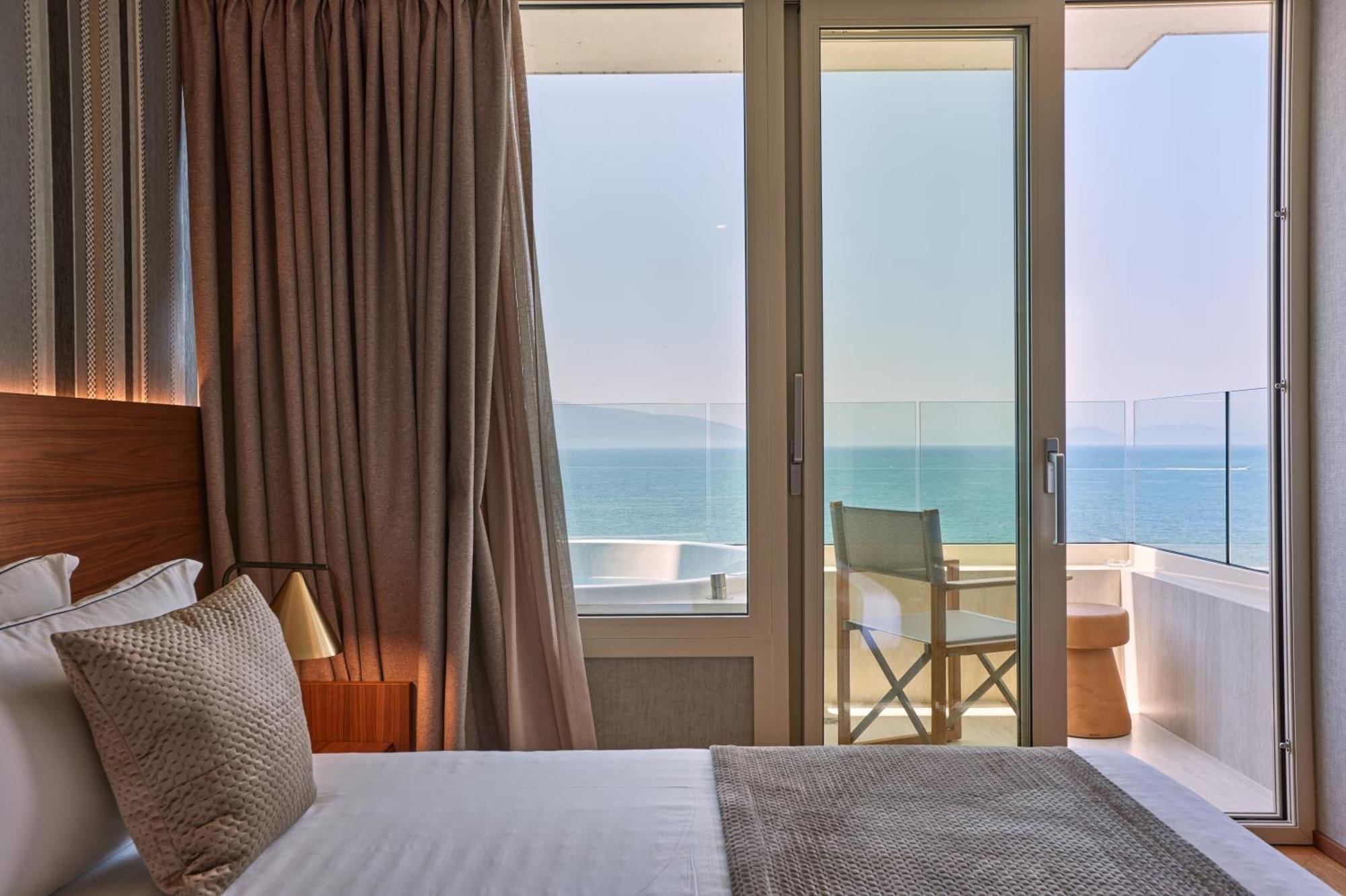 Valis Luxury Hotel Vlorë Buitenkant foto
