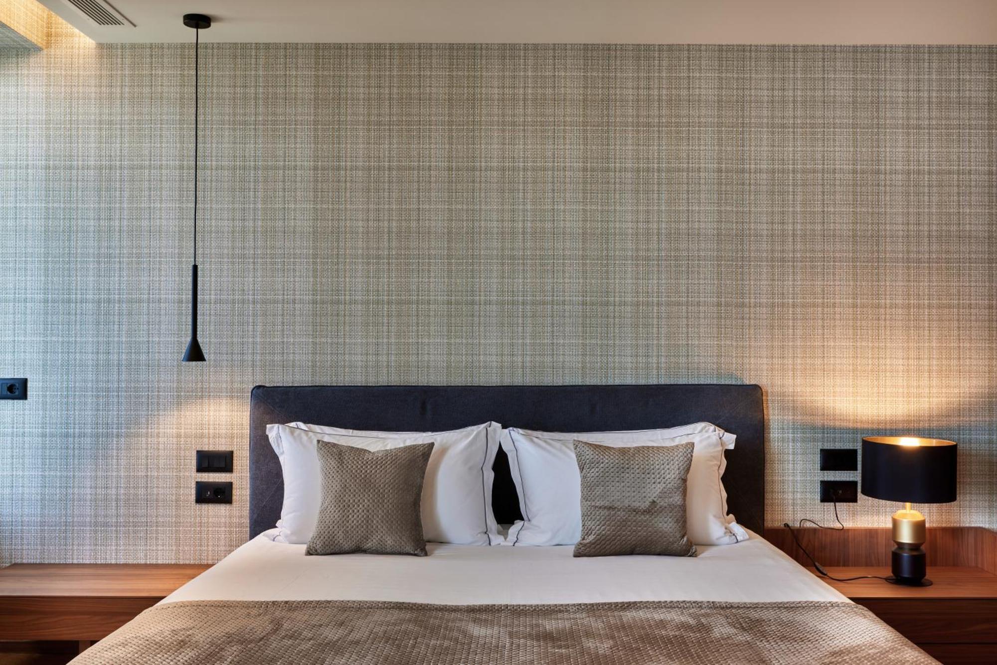 Valis Luxury Hotel Vlorë Buitenkant foto